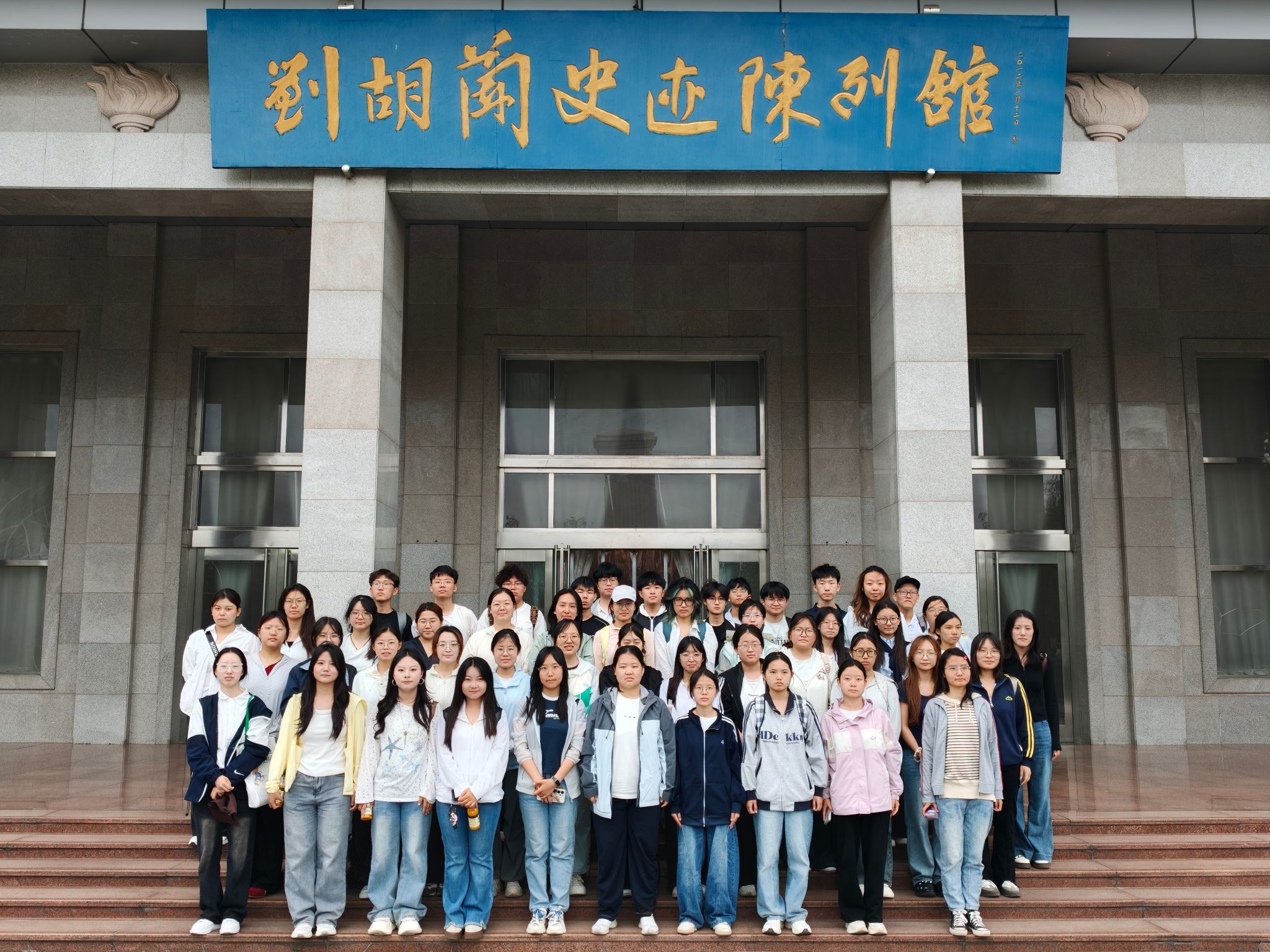 767f6fb4a106583c74537f9c038dcde0.jpg